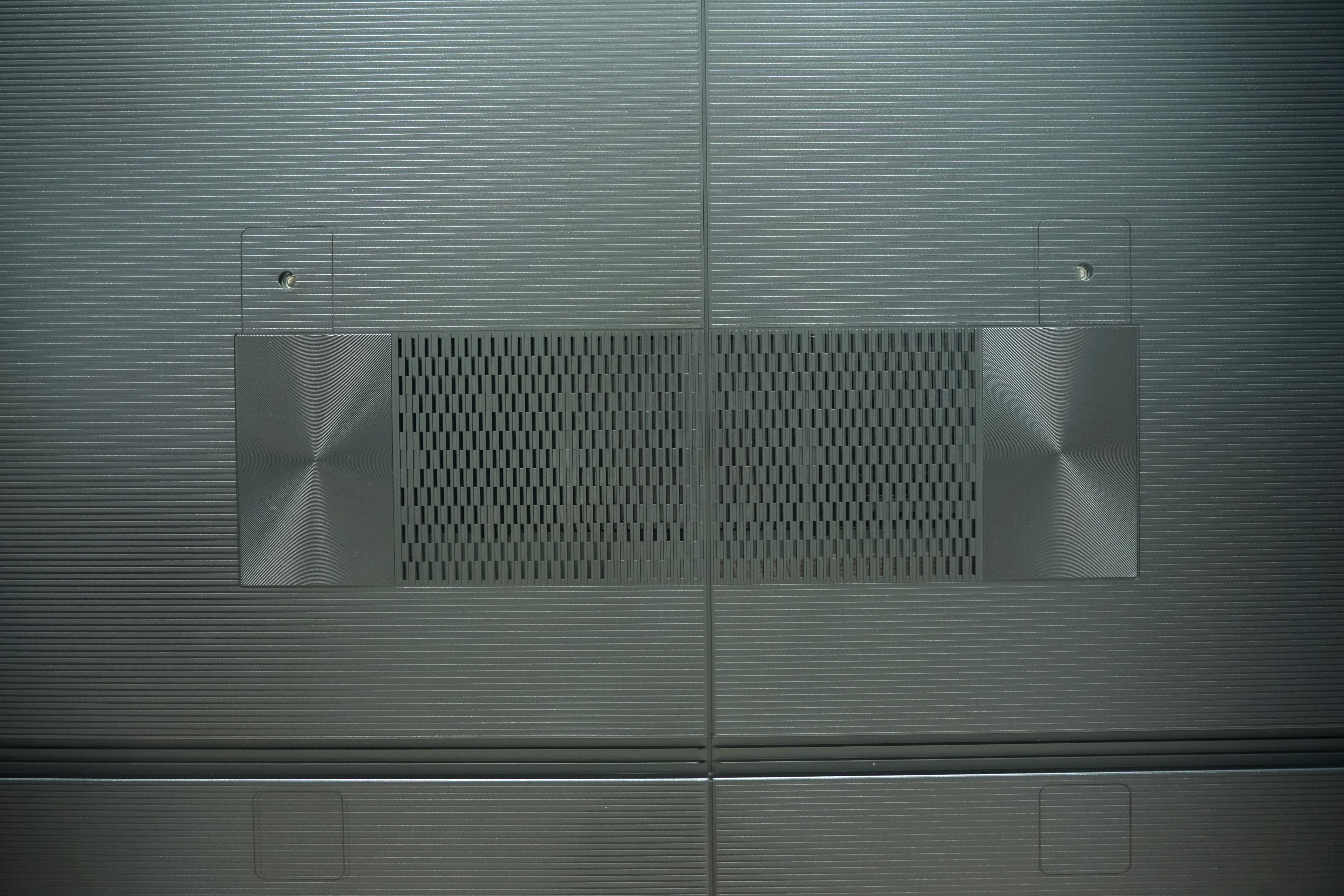 11-扬声器.jpg